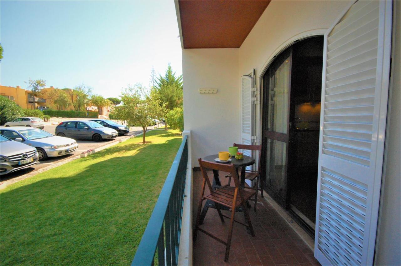 T0 Estudio Leziria - Swimming Pool - By Bedzy Vilamoura Exterior foto